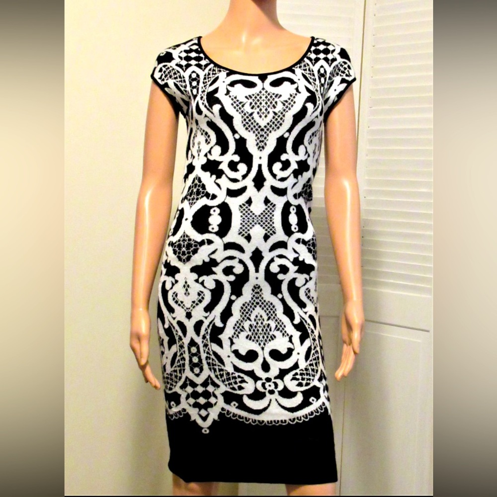 NWT Max Studio Black & Ivory Sweater Knit Dress Womens size Medium